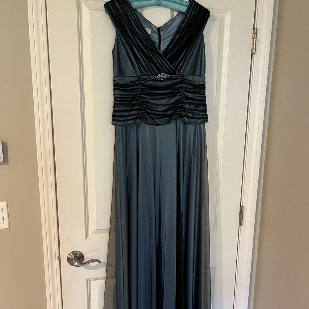 Long formal dress
